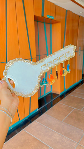 Key holder Key holder