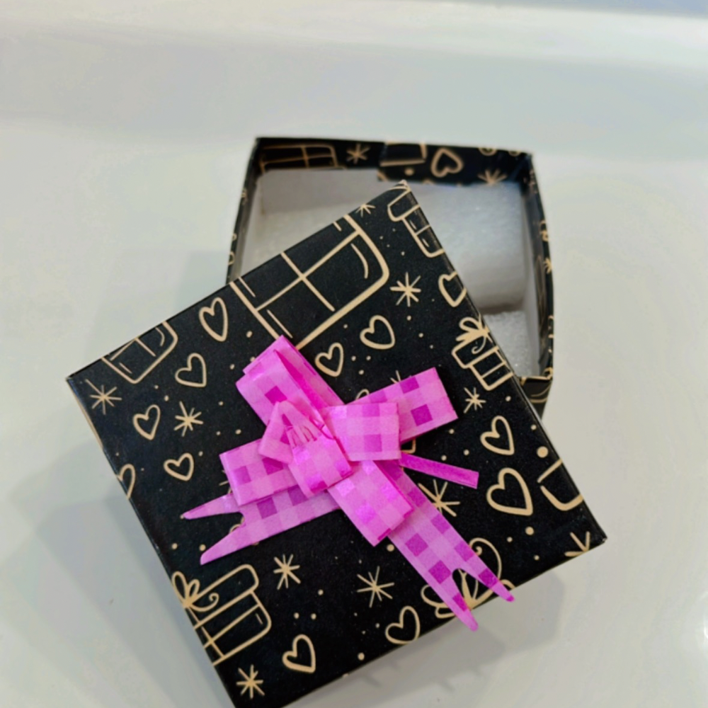 Gifting Box Gifting Box