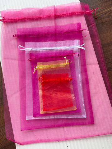 Packing potli bags 🌸