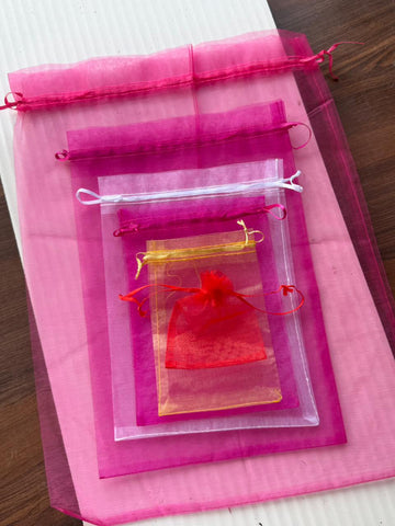 Packing potli bags 🌸