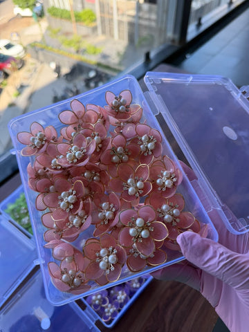 3D Flower Bunch Peach Pink