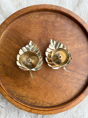 Leaf Agarbati Holder