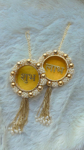 Shubh Labh Hanging