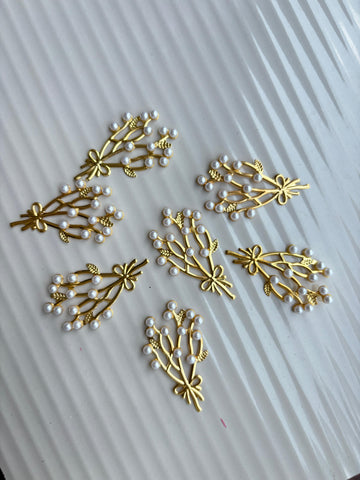Designer Metal Leaf