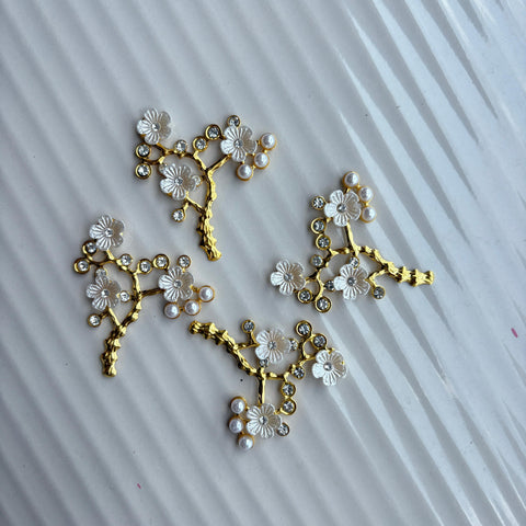 Designer Metal Leaf